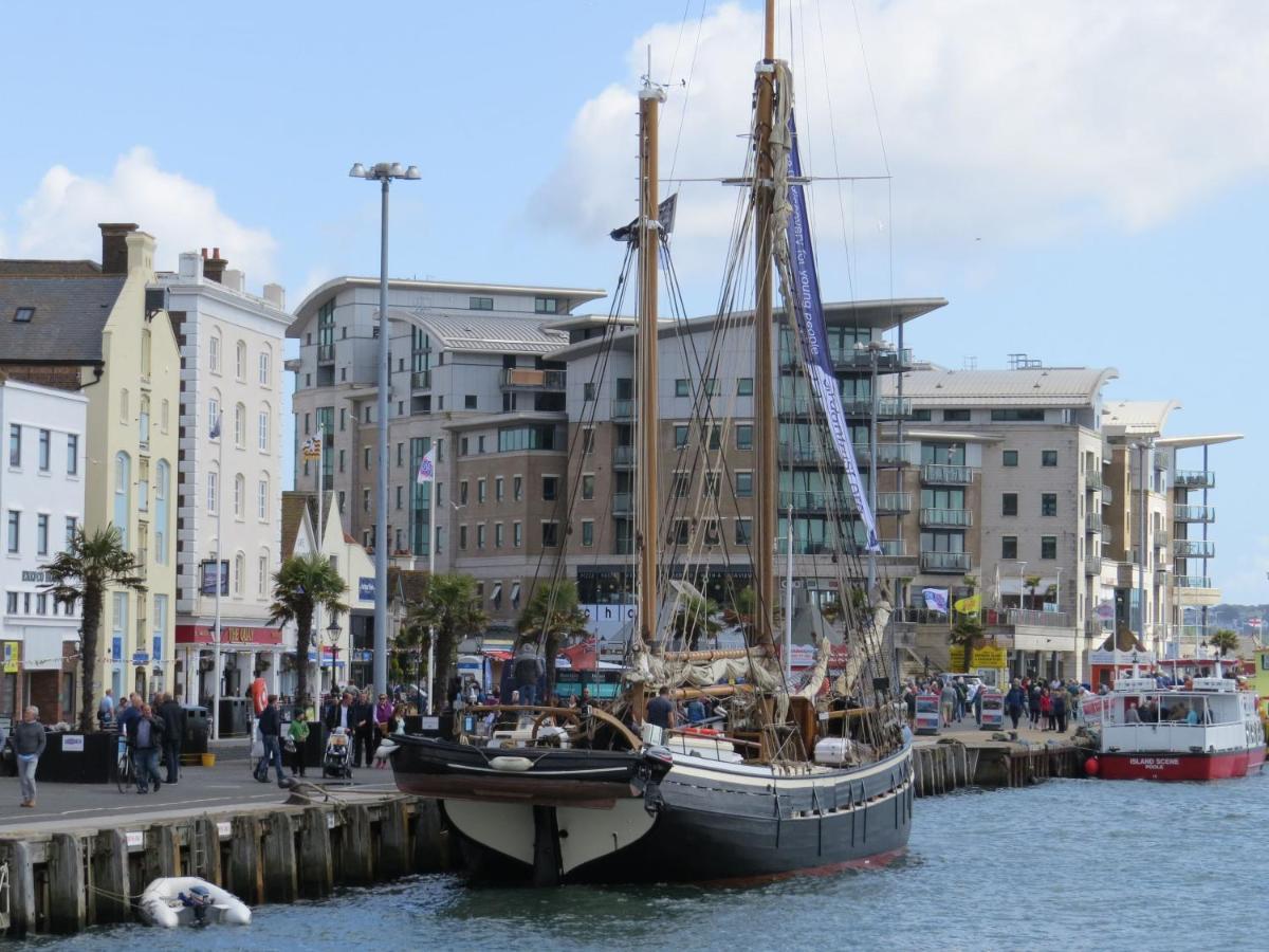 Custom House Poole - Hawkhurst Chamber Villa Luaran gambar